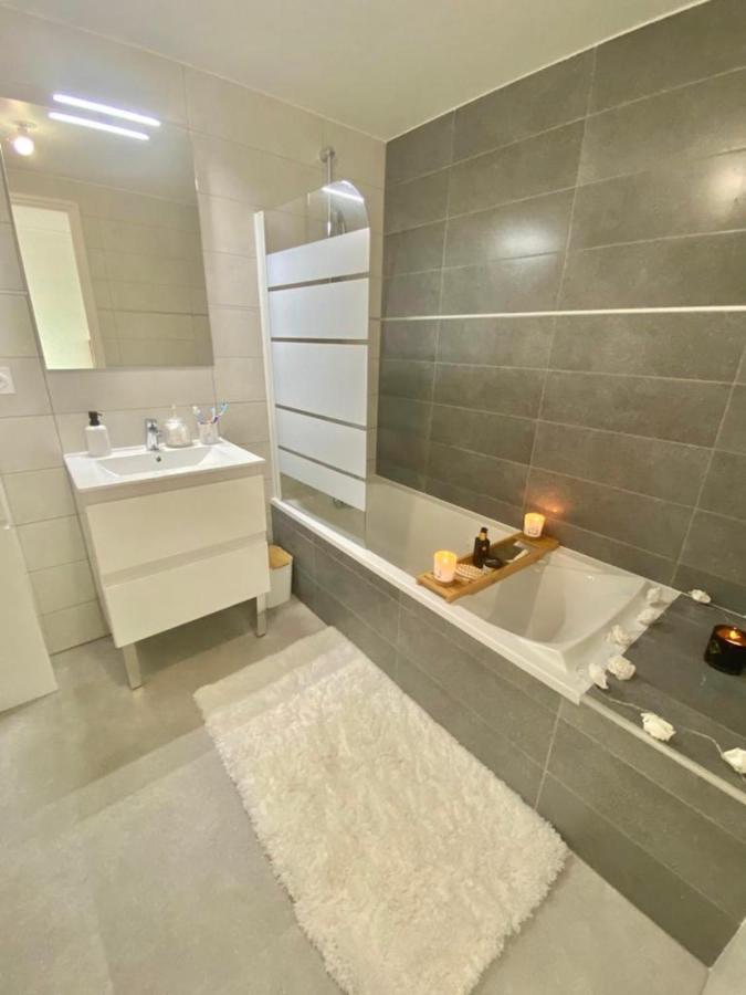 Luxurious Flat At 5 Min By Walk To Monaco, Free Parking And Sea View Lägenhet Beausoleil Exteriör bild